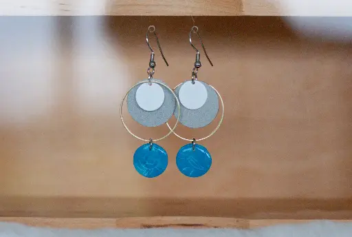 [25-101] Boucles "Nature" argentées
