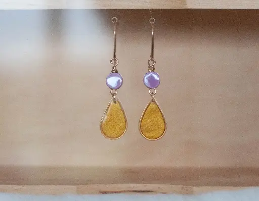 [25-88] Boucles "LiLas" dorées moutarde