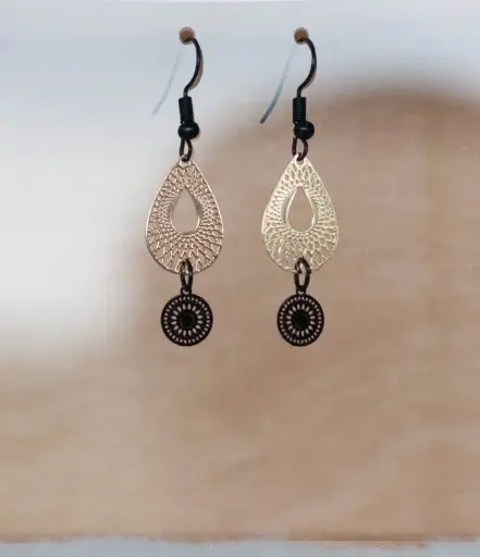 Boucles "Elégance" gouttes dorées